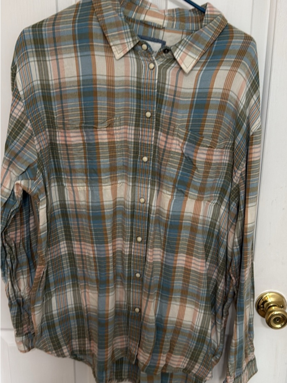 American Eagle Plaid Button-Up Shirt in Blue, Olive & Blush
